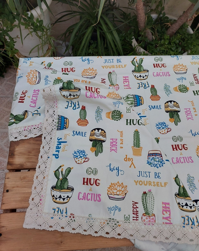 رومیزی کتان داک دوخت دنیزشاپ طرح کاکتوس 150*95 cm